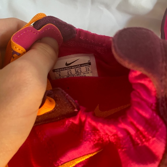 Women's Nike Training Freetwists - Picture 3 of 3